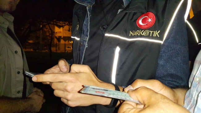 Horonlu tulumlu narkotik uygulaması